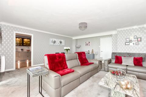 2 bedroom flat for sale, Palm Bay Avenue, Palm Bay, Margate, Kent