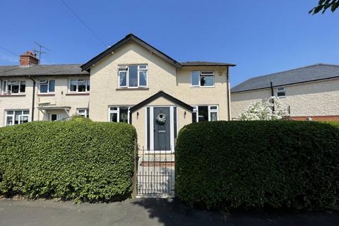 4 bedroom end of terrace house for sale, Guildford Road, Aldershot, Hampshire