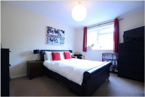 2 bedroom apartment for sale, Queen Elizabeth Drive, Aldershot, Hampshire