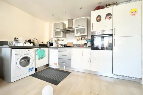 2 bedroom apartment for sale, Winterthur Way, Basingstoke, Hampshire