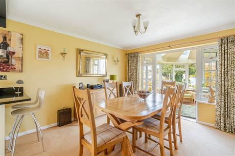 4 bedroom detached bungalow for sale, High Street, Hawkesbury Upton
