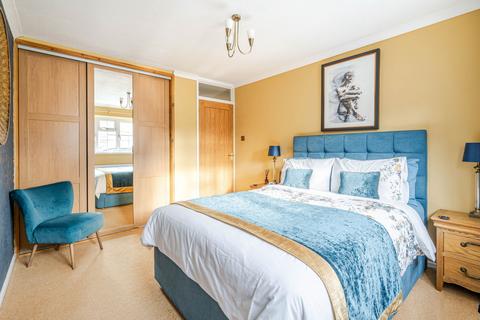 Yew Tree Bungalow High Street, Hawkesbury Upton, Badminton, GL9 1AU