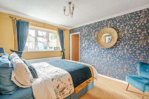 Yew Tree Bungalow High Street, Hawkesbury Upton, Badminton, GL9 1AU