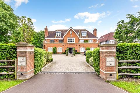 3 bedroom apartment for sale, Summersdale Place, Lavant Road, Chichester, West Sussex, PO19