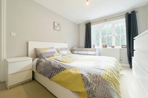 2 bedroom apartment for sale, Elvetham Rise, Chineham, Basingstoke
