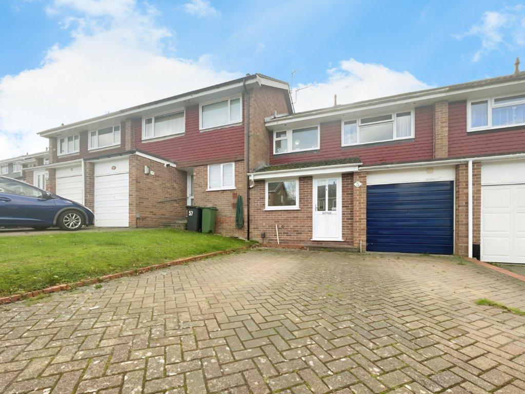Grainger Close, Basingstoke, Hampshire 3 bed terraced house £350,000