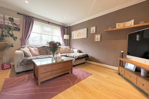 3 bedroom semi-detached house for sale, Galloway Close, Basingstoke, Hampshire