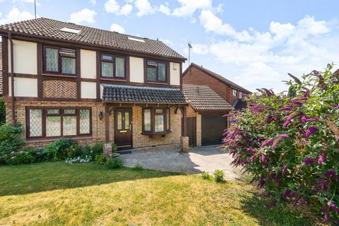 4 bedroom detached house for sale, Woodmancott Close, Bracknell, Berkshire