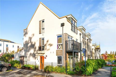 3 bedroom end of terrace house for sale, Tempest Mews, Bracknell, Berkshire