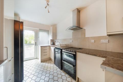 42 Northcott, Bracknell, RG12 7WR