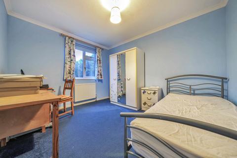 75 Oakengates, Bracknell, RG12 7QL