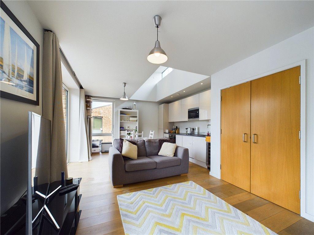 Durham Wharf Drive, Brentford, Middlesex 1 bed apartment for sale £