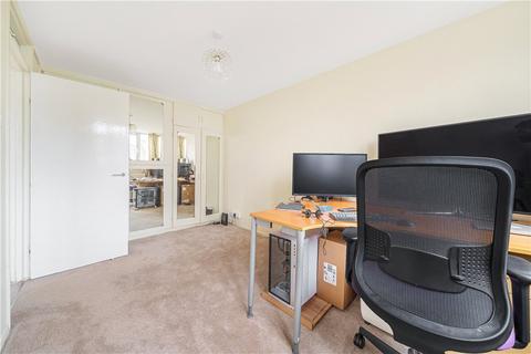 3 bedroom duplex for sale, Perran Walk, Brentford, Middlesex