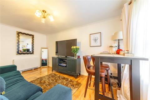 1 bedroom apartment for sale, Worcester Gardens, Slough, Berkshire