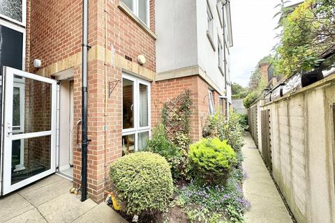 1 bedroom apartment for sale - Camberley, Surrey GU15