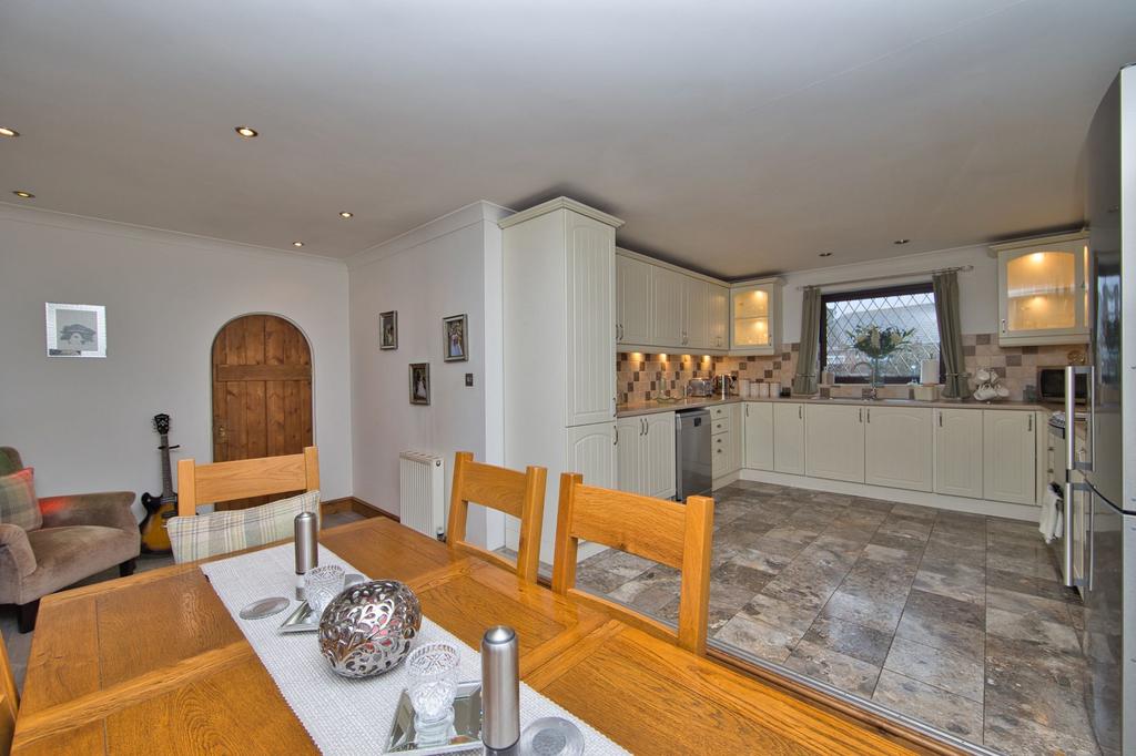 Stonehall Road, Lydden, CT15 3 bed detached bungalow for sale £450,000