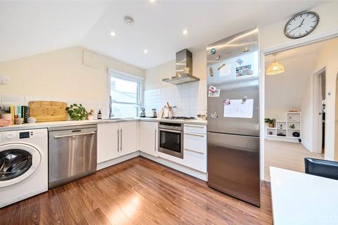 1 bedroom apartment for sale, Earlsfield Road, London