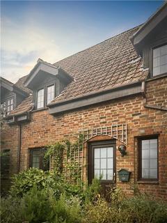 2 bedroom barn conversion for sale, Chawton Lane, Cowes, Isle of Wight