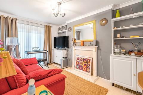 3 bedroom apartment for sale - London, London SE16