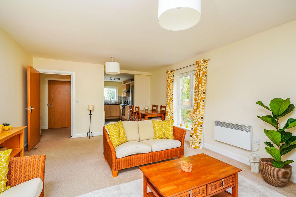 Sitting/Dining Room