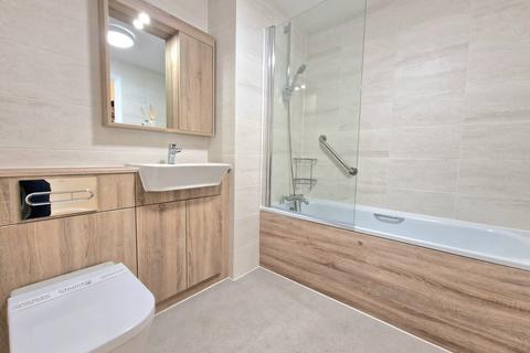 2 bedroom apartment for sale - Farnborough, Hampshire GU14