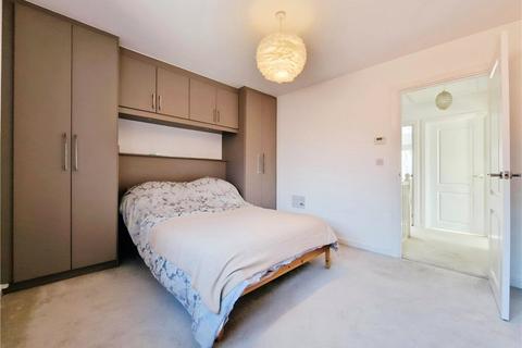 3 bedroom detached house for sale, Skylark Mews, Farnborough, Hampshire