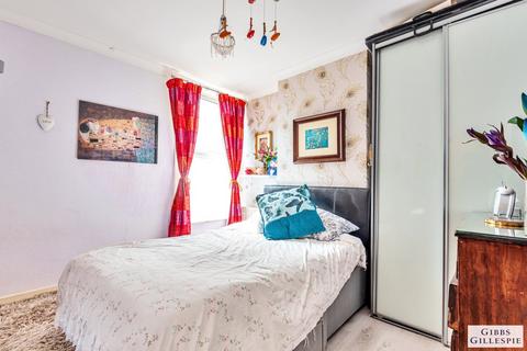 3 bedroom maisonette for sale, Pinner Road, Harrow