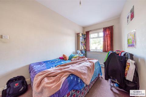 5 bedroom semi-detached house for sale, Fernbrook Drive, Harrow, Middlesex