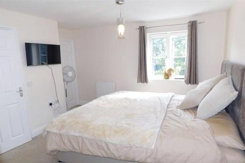 2 bedroom apartment for sale, Wye Gardens, Fryers Lane, High Wycombe