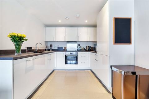 2 bedroom apartment for sale, Perkins Gardens, Ickenham, Uxbridge