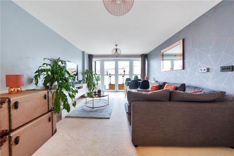 2 bedroom apartment for sale, Perkins Gardens, Ickenham, Uxbridge