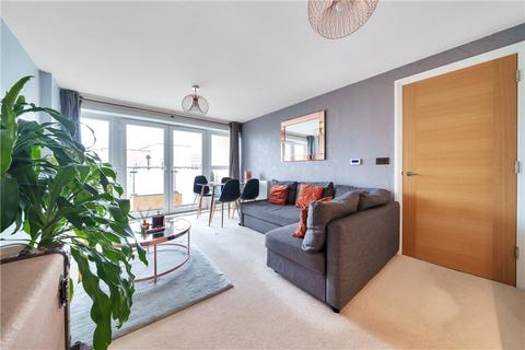 2 bedroom apartment for sale, Perkins Gardens, Ickenham, Uxbridge