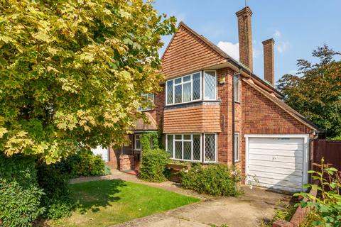 102 Copthall Road West, Ickenham, Uxbridge, UB10 8HT