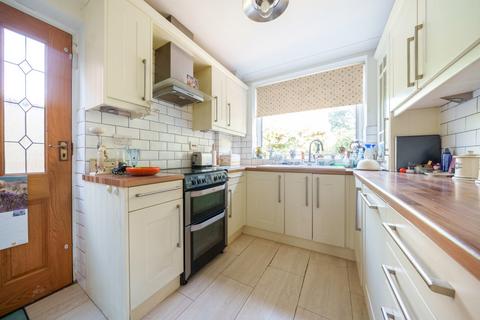 102 Copthall Road West, Ickenham, Uxbridge, UB10 8HT