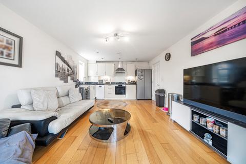 2 bedroom apartment for sale, Swakeleys Road, Ickenham, Uxbridge