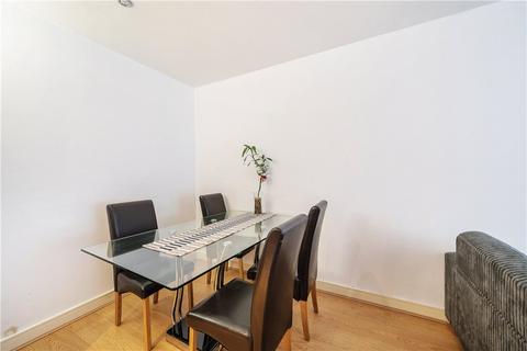 3 bedroom apartment for sale - London, London E16