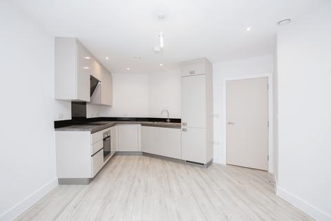 2 bedroom apartment for sale - PLiastow, London E13