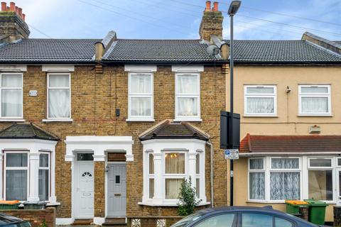 2 bedroom terraced house for sale - East Ham, London E6