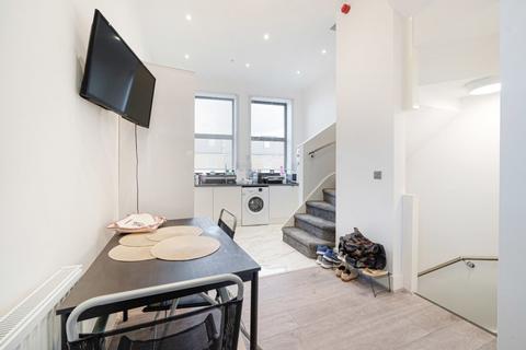 1 bedroom apartment for sale - London, London E15