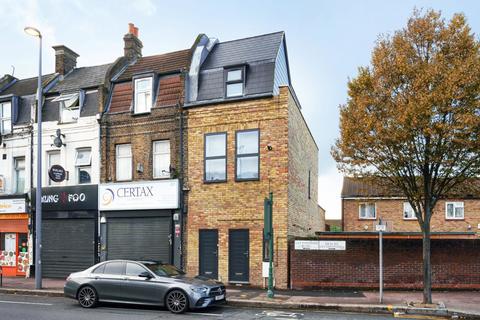 1 bedroom apartment for sale, Leytonstone Road, London