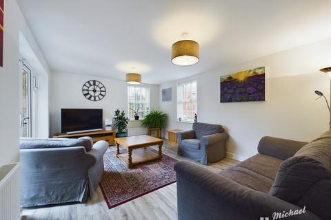 8 Babbage Grove, Leighton Buzzard, LU7 3GA