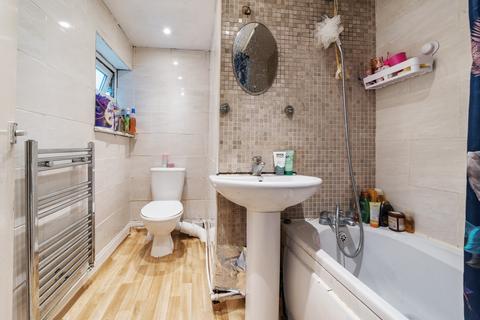 23 Francis Road, London, E10 6PN