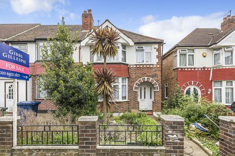 3 bedroom end of terrace house for sale, Carr Road, Northolt, Middlesex