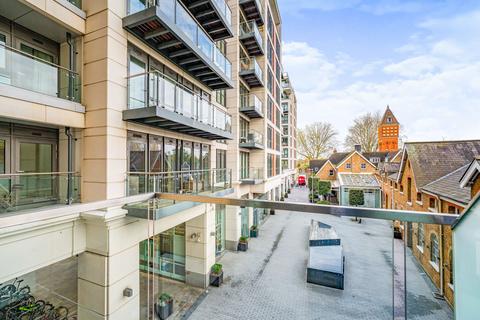 1 bedroom apartment for sale, Skyline House, Dickens Yard, Longfield Avenue
