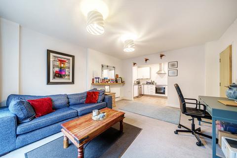 1 bedroom apartment for sale, Stanley Road, London