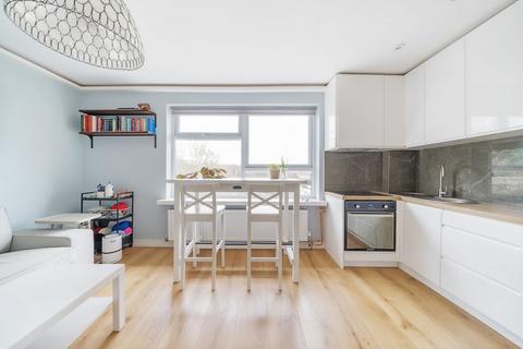 69 Rowan Close, London, W5 4AL
