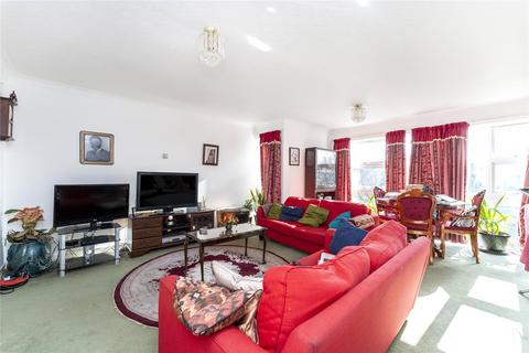 8 Ashdown, London, W13 8DR