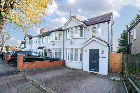 4 bedroom end of terrace house for sale, Conway Crescent, Perivale, Greenford