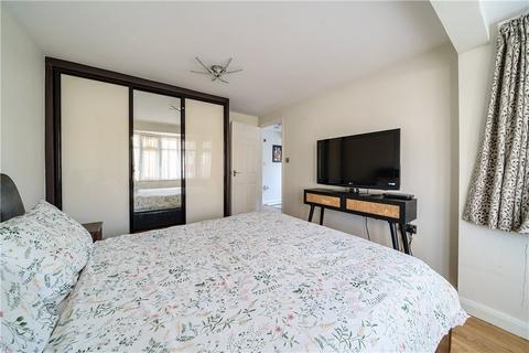 202 Conway Crescent, Perivale, Greenford, UB6 8JF