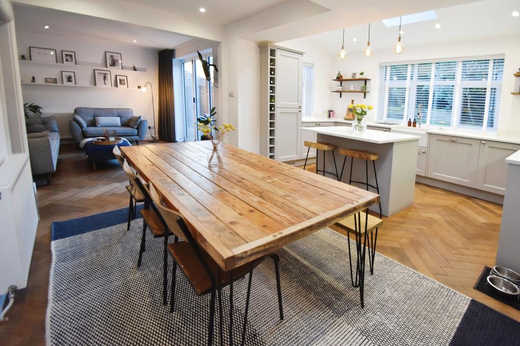 Kitchen   Dining   Family Room